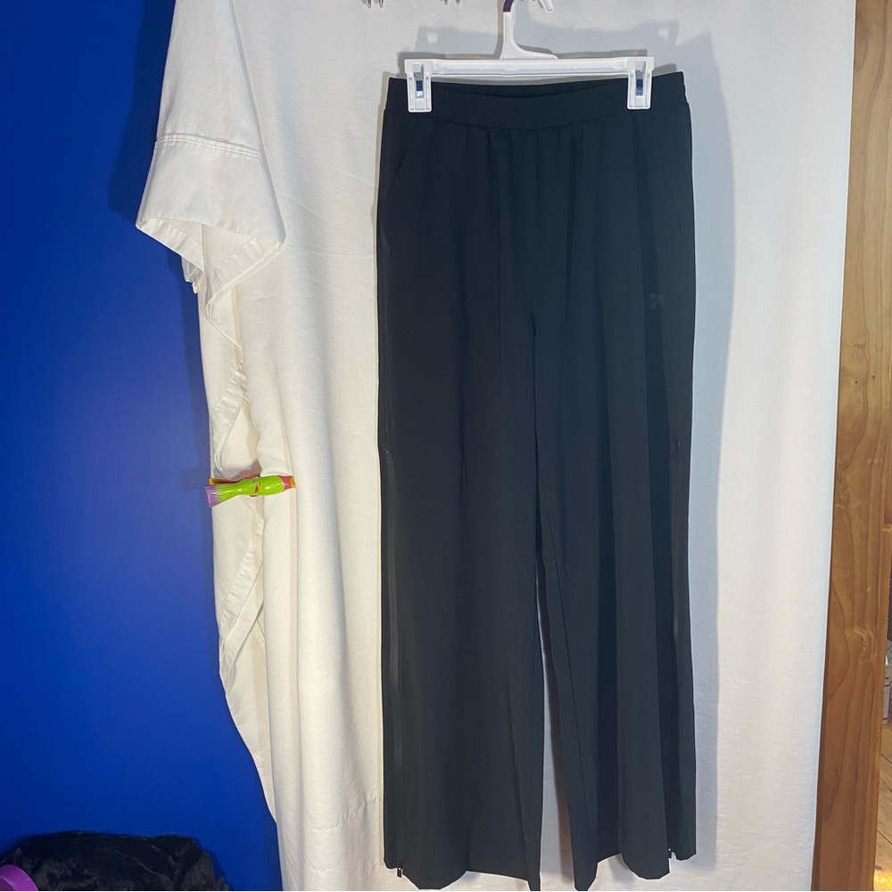 PINK Victoria's Secret Black Wide-Leg Athletic Pants, Size Medium